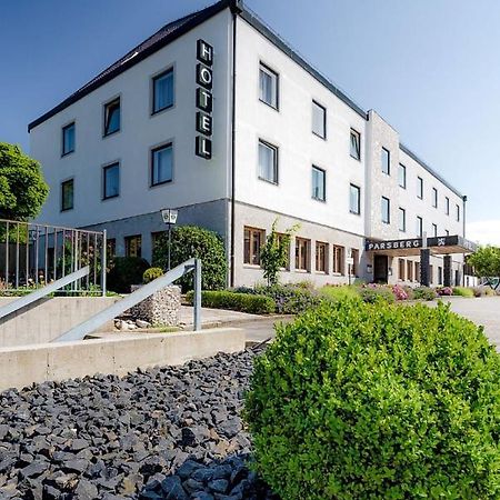 Hotel Parsberg Puchheim Kültér fotó